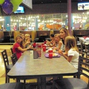 Meet your Posher, Laurie